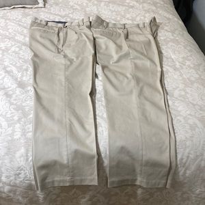 Set of 2 Haggar Classic Fit Premium No Iron Khakis. Gently used. 32x30
